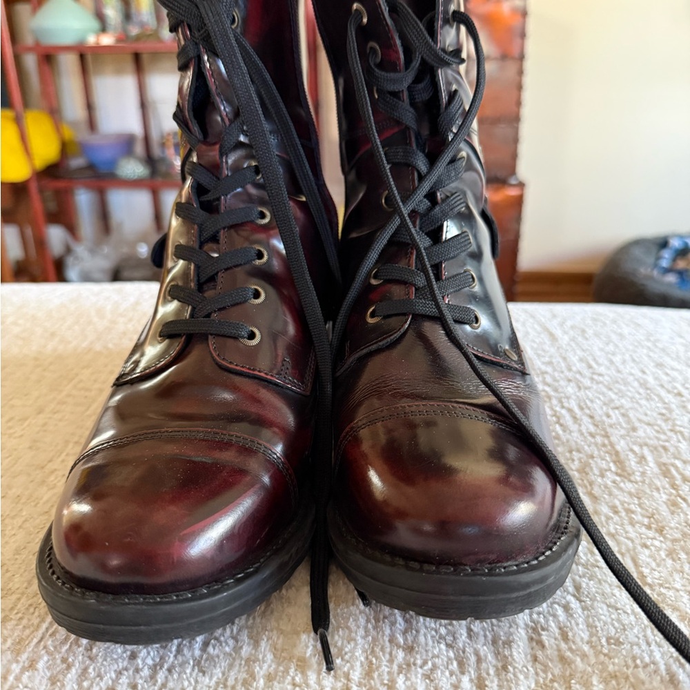 TAOS WOMENS DEEP CHERRY/BLOOD OX LEATHER BOOTS.  SIZE 10-11. Size 42